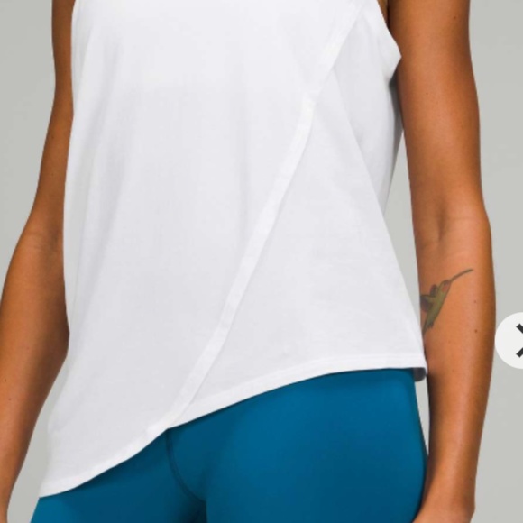Lululemon Asymmetrical V-Neck Tank Top | Size 4 - Picture 3 of 8